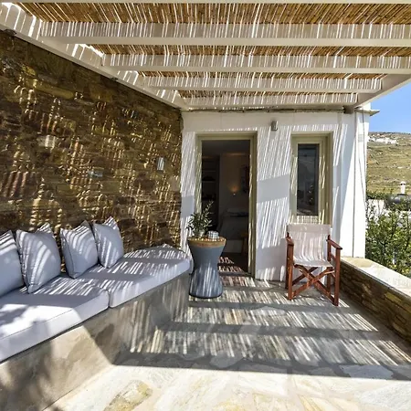 The Lobster House Tinos Villa