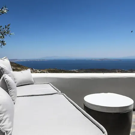 The Lobster House Tinos Villa